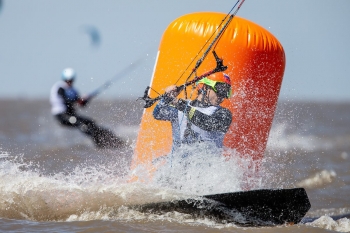 Kiteboarding&#039;s Inaugural Olympic Event Kicks Off In Light Breezes In Buenos Aires