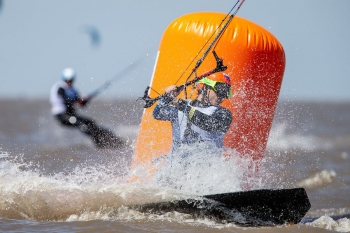 Kiteboarding's Inaugural Olympic Event Kicks Off In Light Breezes In Buenos Aires